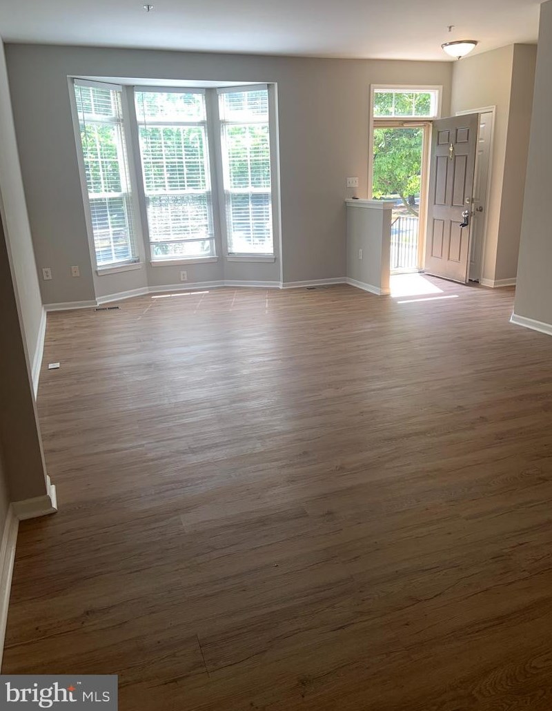 1528 Long Drive Ct, Crofton MD  21114-3206 exterior