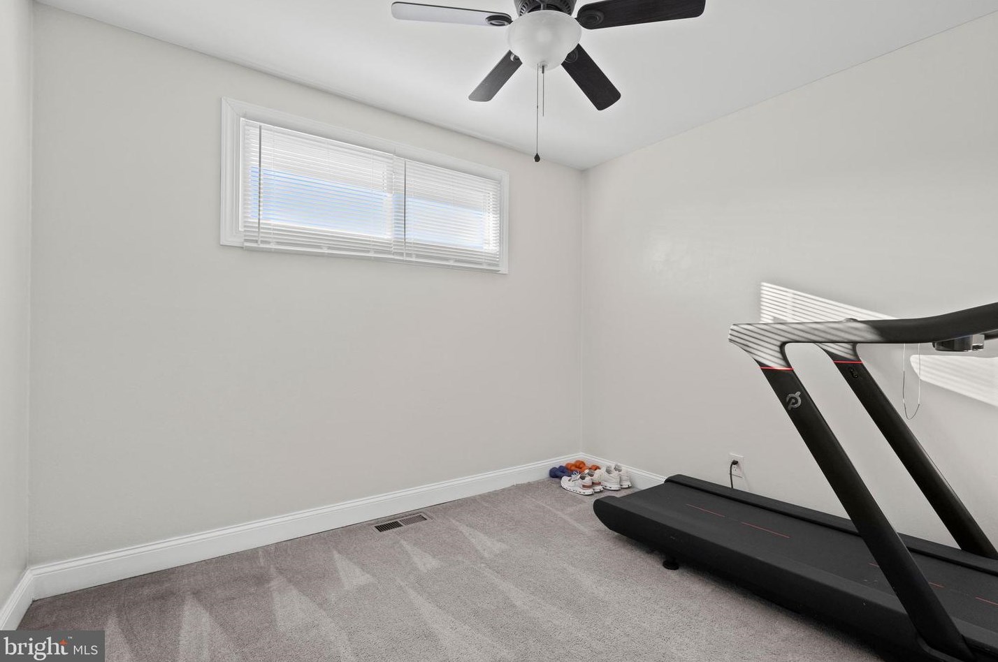 704 Delmar Ave, Glen Burnie MD  21061-3916 exterior