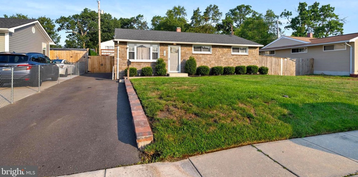 704 Delmar Ave, Glen Burnie MD  21061-3916 exterior