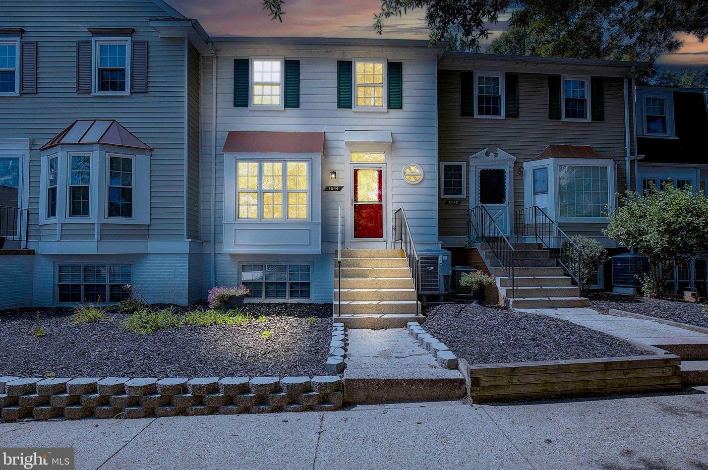 1544 Lowell Ct, Crofton, MD 21114