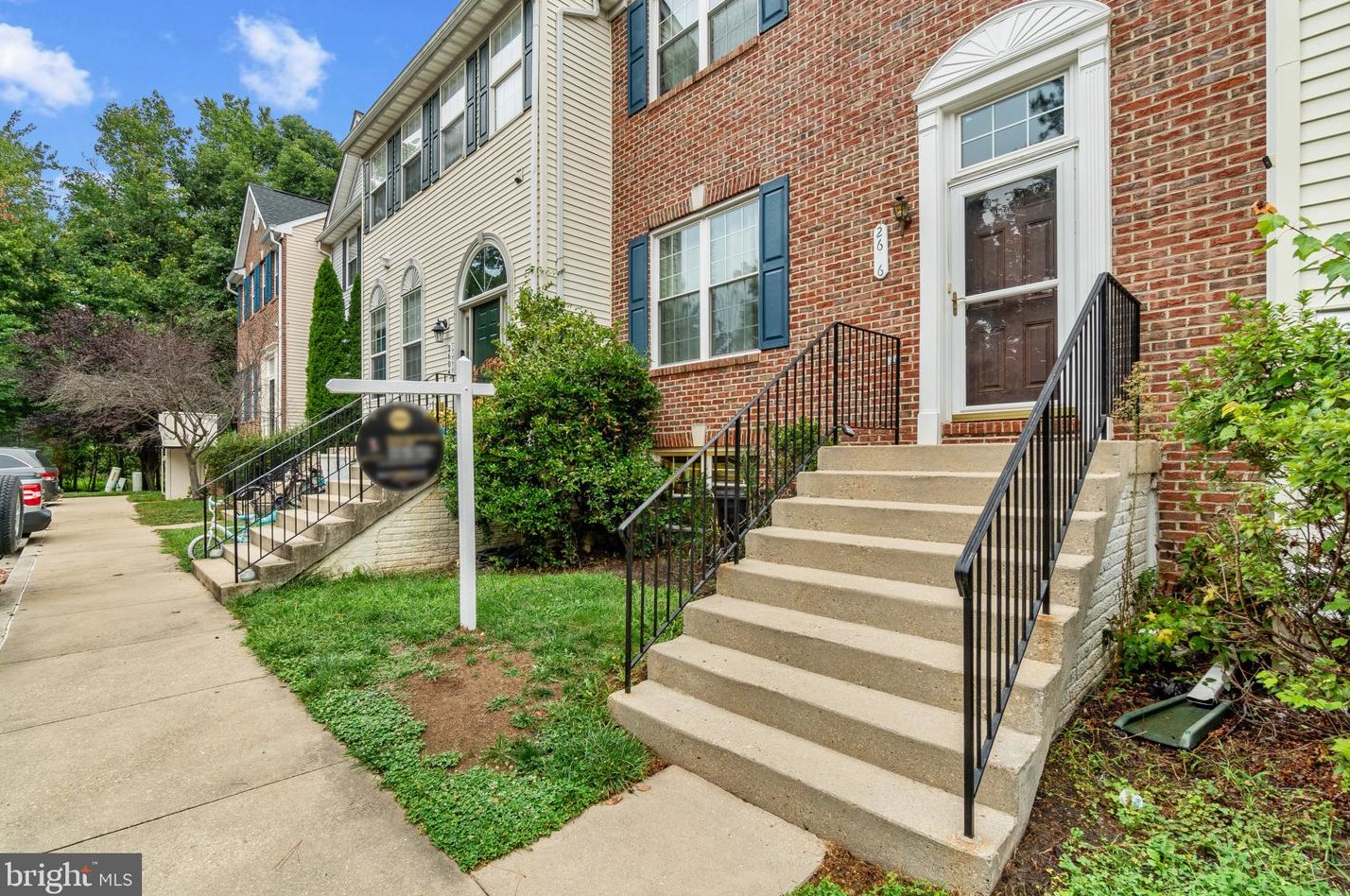 2606 Streamview Dr, Odenton, MD 21113