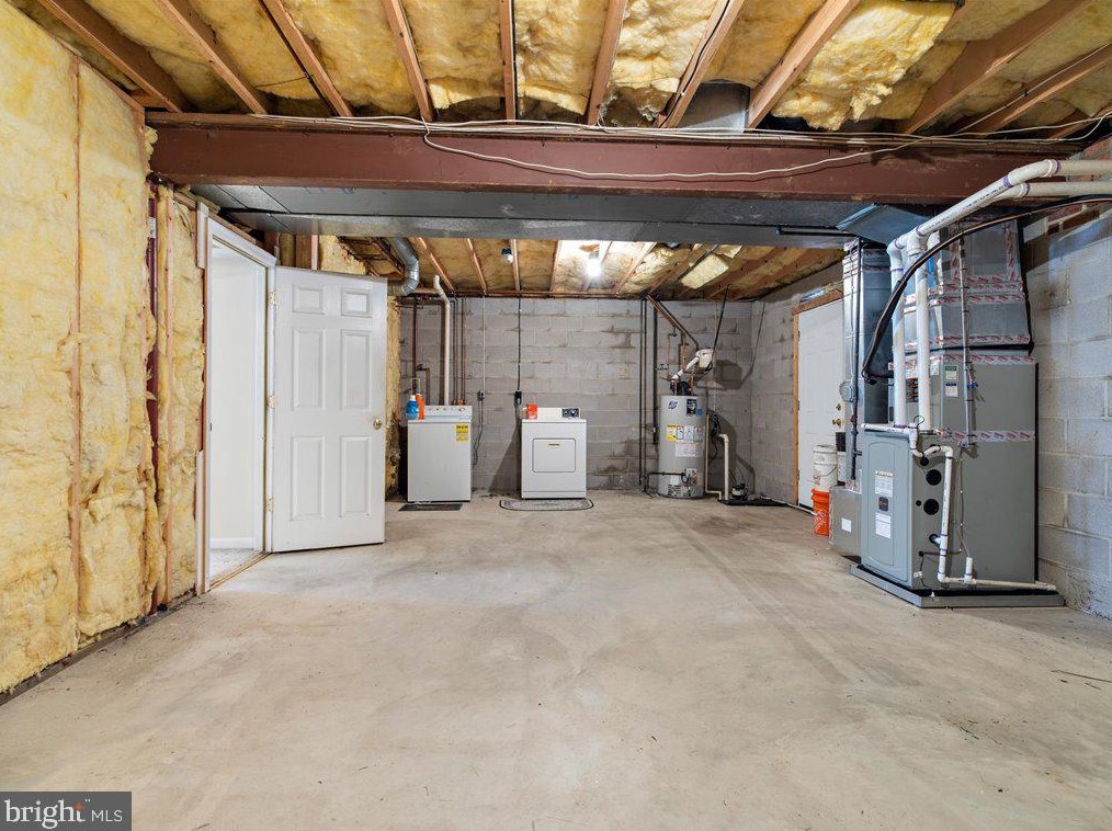 313 Doris Ave, Baltimore MD  21225-2805 exterior