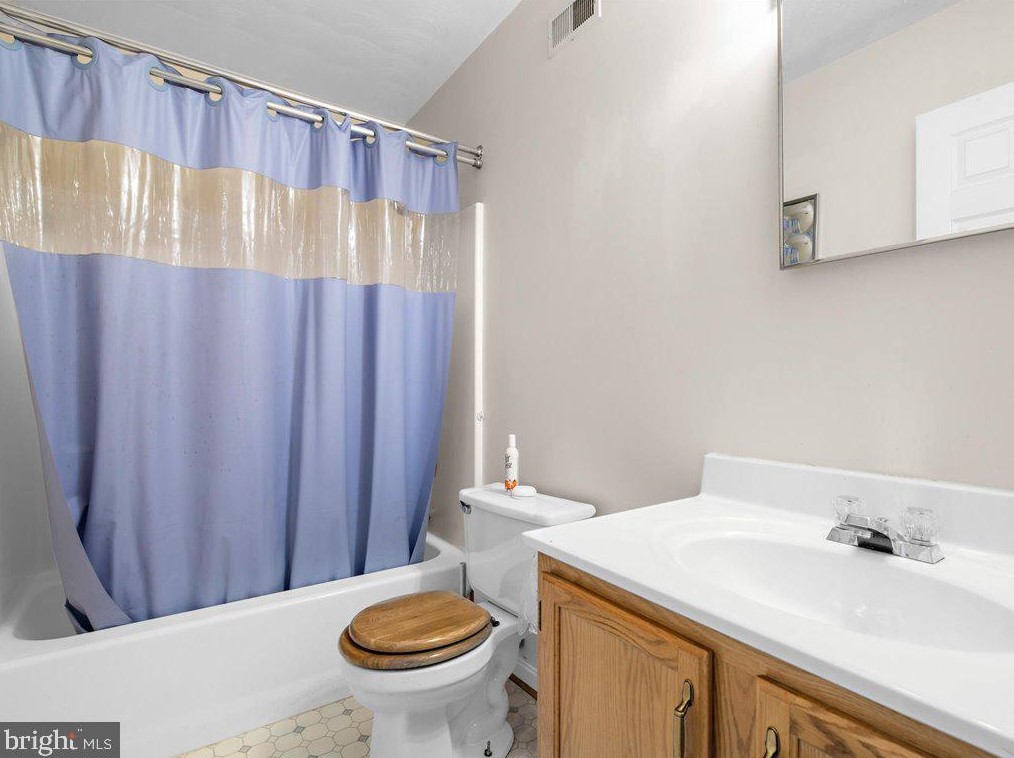 313 Doris Ave, Baltimore MD  21225-2805 exterior