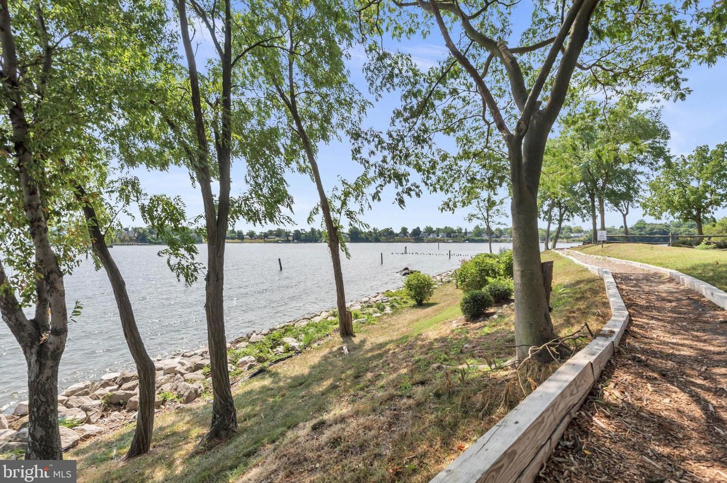 1328 Cox Cove Ct, Baltimore MD  21226-2127 exterior