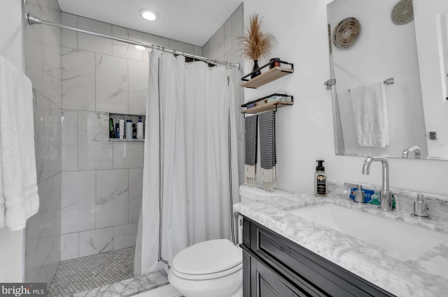 1328 Cox Cove Ct, Baltimore MD  21226-2127 exterior