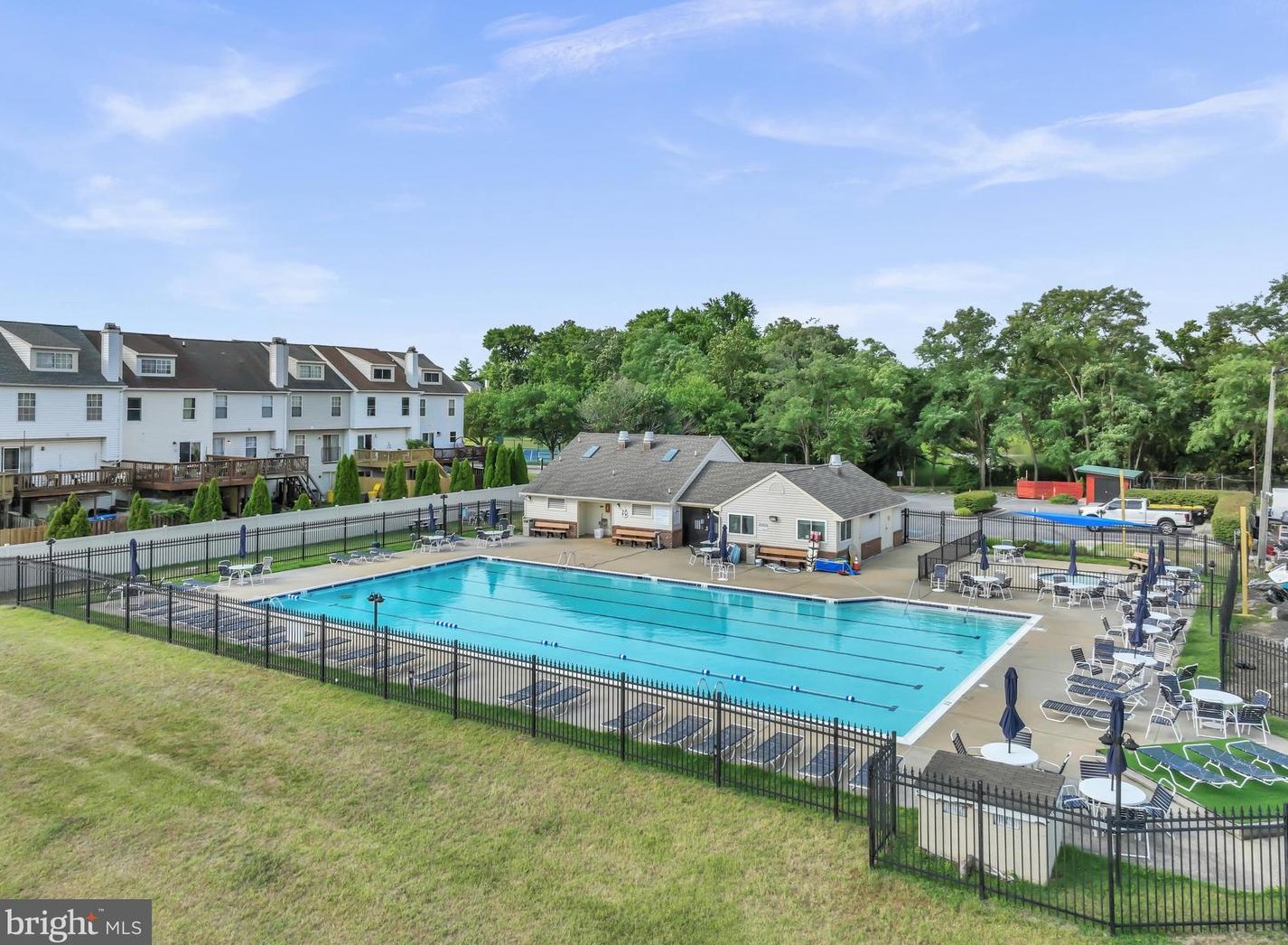 1328 Cox Cove Ct, Baltimore MD  21226-2127 exterior