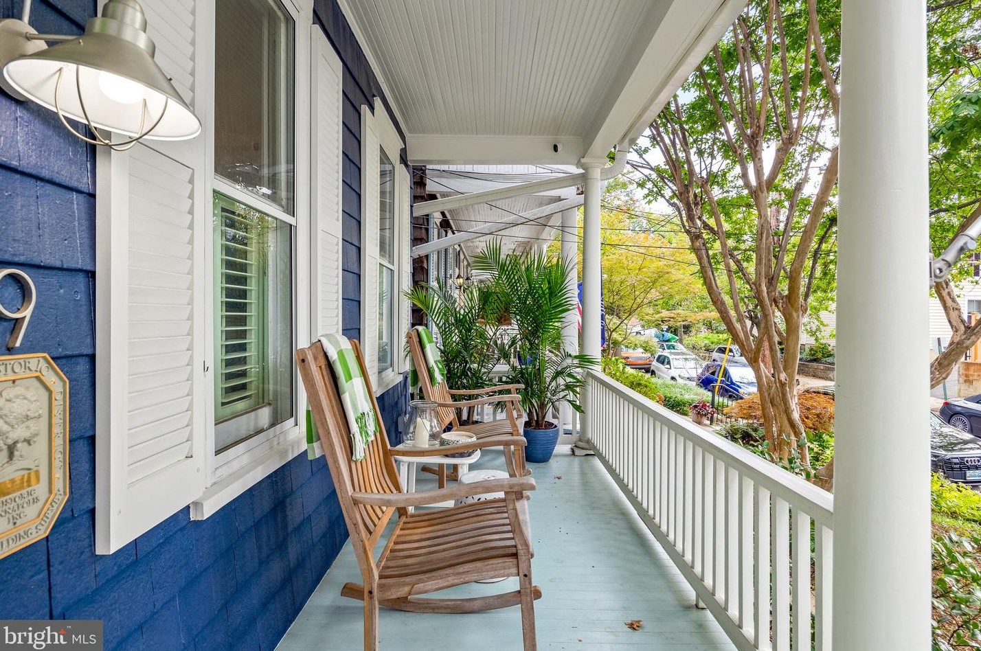 9 Dean St, Annapolis, MD 21401