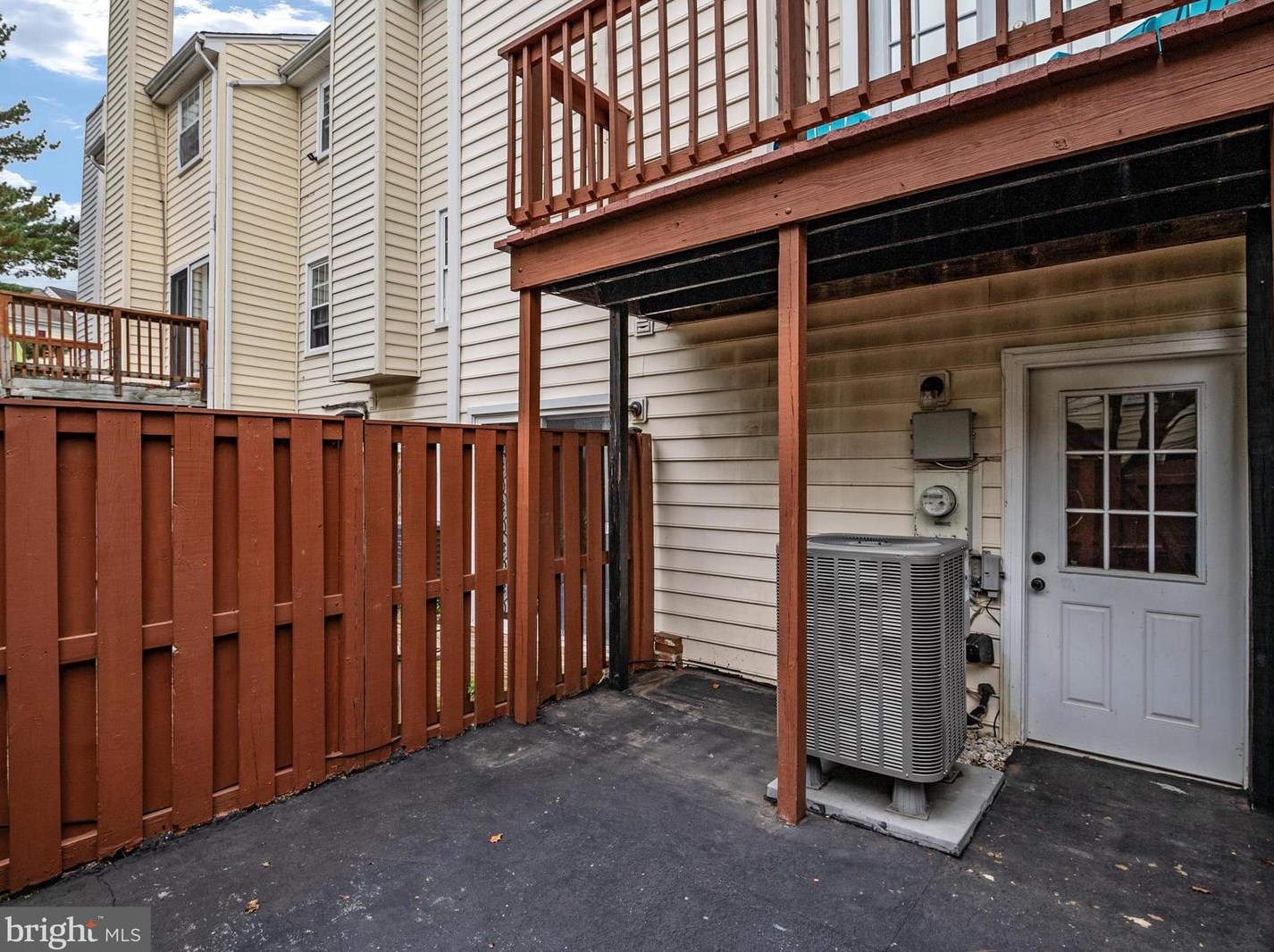 1699 Hart Ct, Crofton MD 21114-1630 exterior