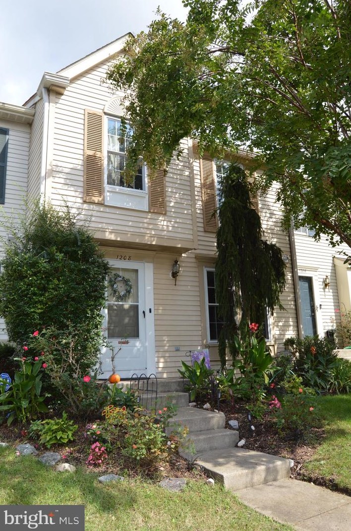 1208 Seminole Dr, Arnold, MD 21012-2601