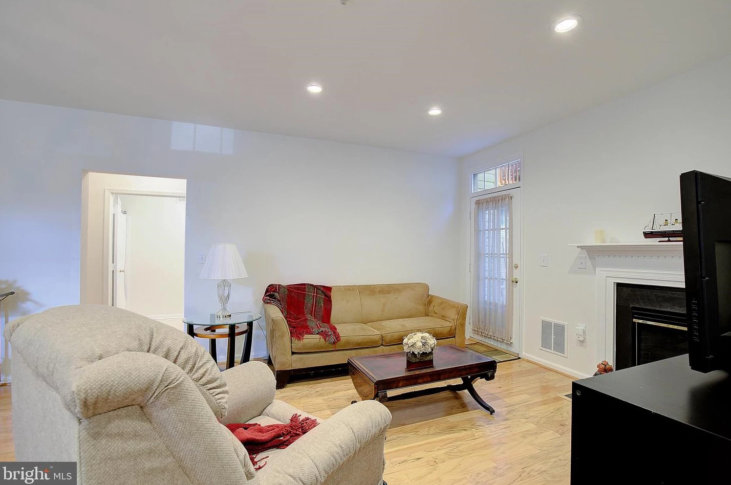 1100 Wickford Ct, Crofton MD 21114-3203 exterior