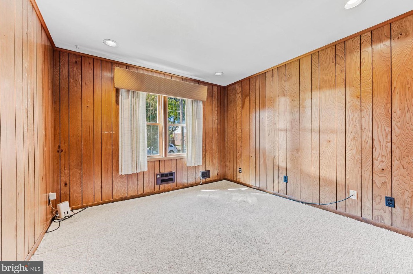 311 Newfield Rd, Glen Burnie MD 21061-3324 exterior