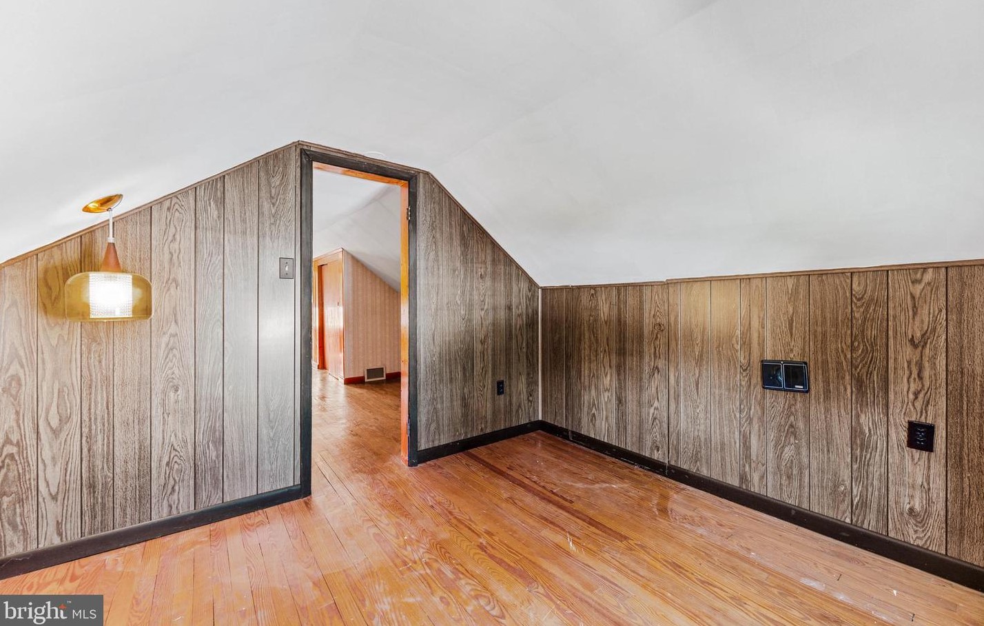 311 Newfield Rd, Glen Burnie MD 21061-3324 exterior