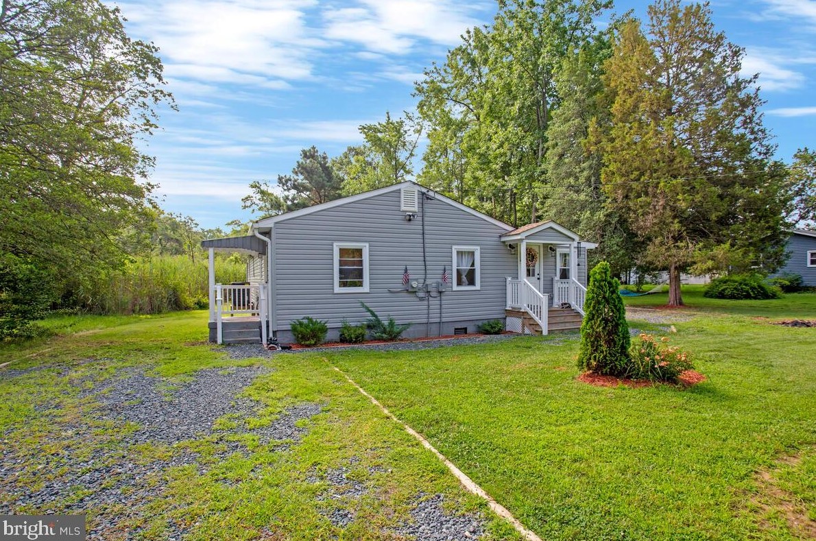 3837 Holly Dr, Edgewater, MD 21037