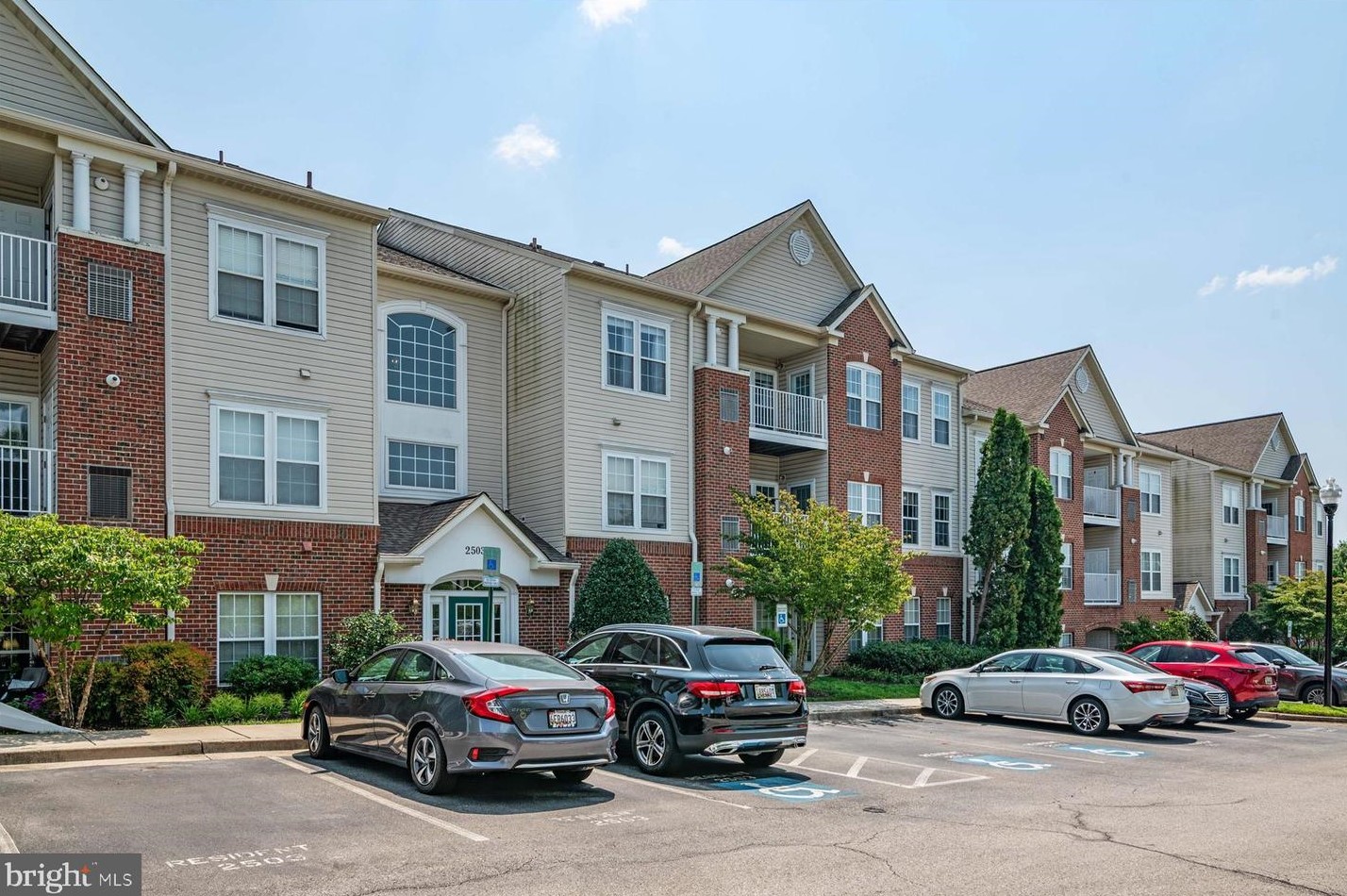 2503 Amber Orchard Ct W #304, Odenton, MD 21113