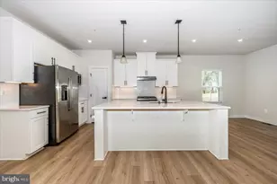 7508 Blue Sun Dr, Glen Burnie, MD 21060 - Photo 12