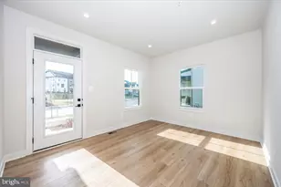 7508 Blue Sun Dr, Glen Burnie, MD 21060 - Photo 4