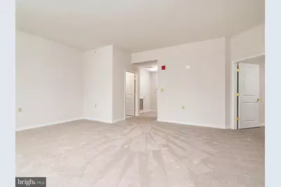 7101 Bay Front Drive #204, Annapolis, MD 21403 - Photo 14