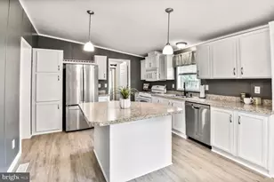 488 N Patuxent, Odenton, MD 21113 - Photo 2