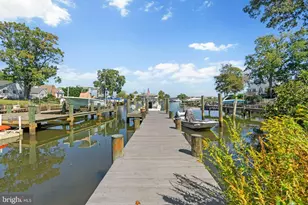 921 Lake Dr, Arnold, MD 21012 - Photo 48