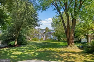 921 Lake Dr, Arnold, MD 21012 - Photo 46