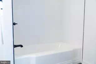 7406 Locust Dr, Hanover, MD 21076 - Photo 20