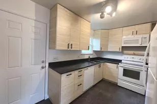 462 Long Towne Ct, Glen Burnie, MD 21061 - Photo 6