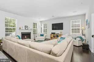 264 Saltgrass Dr, Glen Burnie, MD 21060 - Photo 10