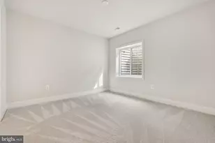 2075 Old Admiral Ct, Annapolis, MD 21401 - Photo 18