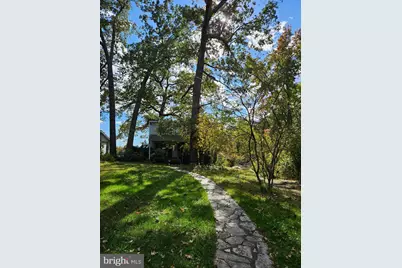 355 Sturtons Lane, Pasadena, MD 21122 - Photo 2