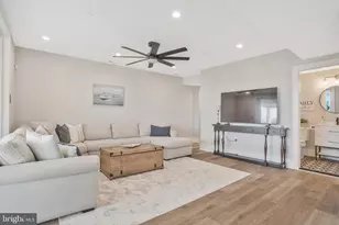 328 Arbutus Dr, Edgewater, MD 21037 - Photo 36