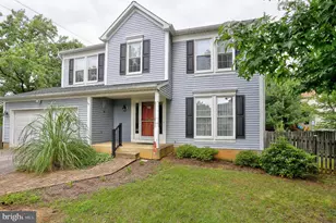 758 Sunnyfield Ln, Baltimore, MD 21225 - Photo 1