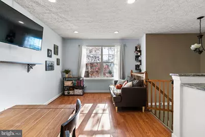 802 203rd Street, Pasadena, MD 21122 - Photo 4