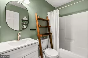 802 203rd St, Pasadena, MD 21122 - Photo 14