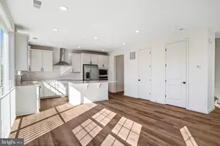 5735 Howard Dr, Glen Burnie, MD 21061 - Photo 12