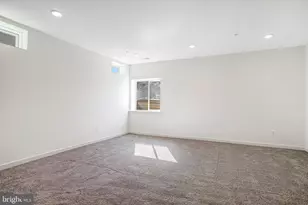 5735 Howard Dr, Glen Burnie, MD 21061 - Photo 32