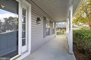 7859 Crossbay Dr, Severn, MD 21144 - Photo 10