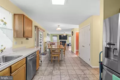 112 Farmbrook Lane, Hanover, MD 21076 - Photo 18