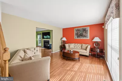 112 Farmbrook Lane, Hanover, MD 21076 - Photo 2