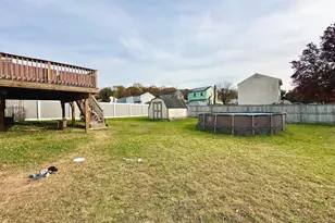 329 10th, Brooklyn, MD 21225 - Photo 42