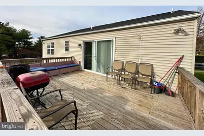 329 10th, Brooklyn, MD 21225 - Photo 38