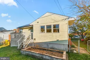 302 Regency Cir, Linthicum Heights, MD 21090 - Photo 30