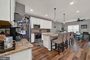 7650 Lyndon Ct, Glen Burnie, MD 21060 - Photo 16