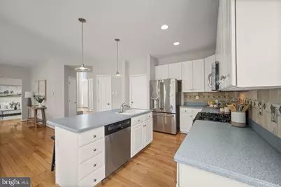 122 Farmbrook Lane, Hanover, MD 21076 - Photo 16