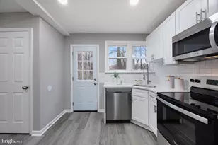 8119 Elizabeth Rd, Pasadena, MD 21122 - Photo 14