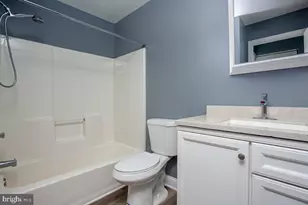 105 Water Fountain Way, Glen Burnie, MD 21060 - Photo 14