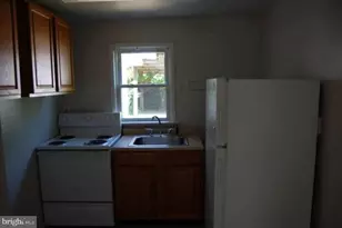 2 Spruce Ln, Annapolis, MD 21401 - Photo 4