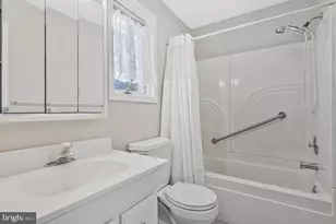 962 Main St, Deale, MD 20751 - Photo 34