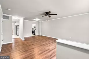 314 Woodleaf Ct, Glen Burnie, MD 21061 - Photo 2