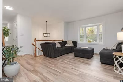 7963 Oak Road, Pasadena, MD 21122 - Photo 2
