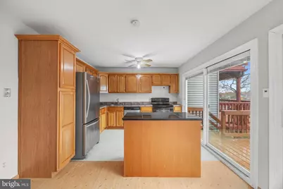 889 New London Harbour, Pasadena, MD 21122 - Photo 6